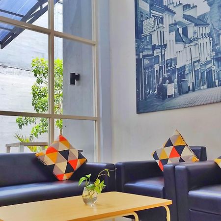 Votel Hotel Charis Tuban Tuban  Luaran gambar