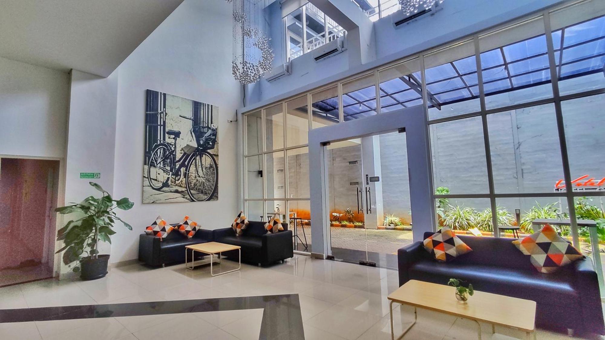 Votel Hotel Charis Tuban Tuban  Luaran gambar